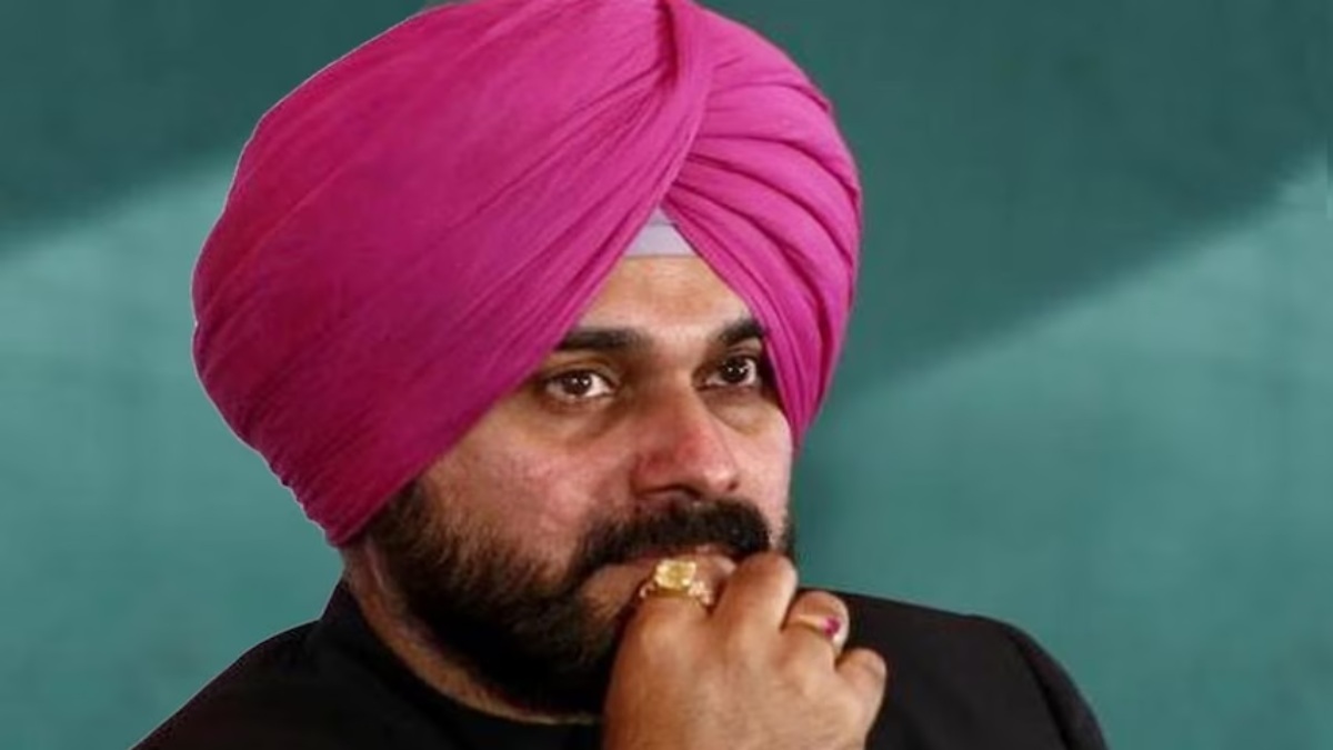 सिद्धू की बढ़ सकती है मुश्किलें, मिल सकता है कारण बताओ नोटिस, ये थी वजह