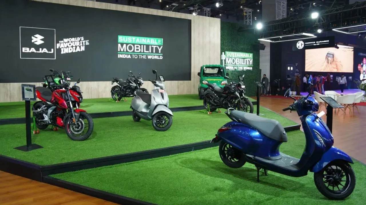 Bharat Mobility Expo 2024: अब पेट्रोल नहीं इस फ्यूल पर दौड़ेगी गाड़ियां, Bajaj ने Pulsar का नया मॉडल ऑटो शो में किया शोकेस