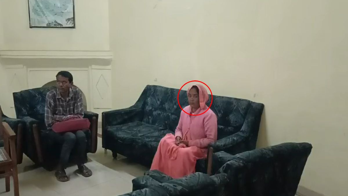 महिला सरपंच रिश्वत लेते गिरफ्तार: लोकायुक्त ने रंगे हाथों दबोचा, इस काम के बदले मांगी थी 18 हजार की घूस