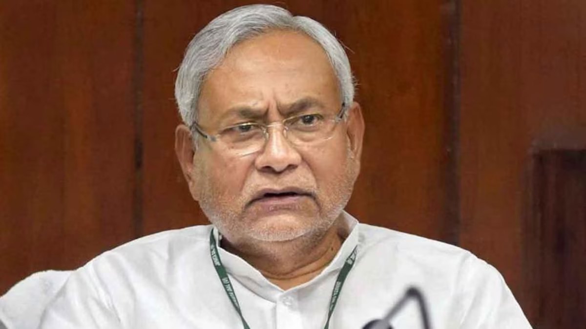 CM नीतीश कुमार के 17 विधायक गायब, तेजस्वी यादव की पत्नी ने किया बड़ा दावा