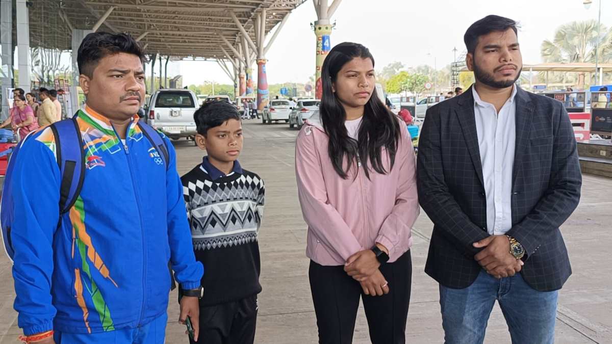 अंतर्राष्ट्रीय कराटे प्रतियोगिता में CG के दो खिलाड़ी होंगे शामिल, स्नेहा बंजारे UAE रवाना