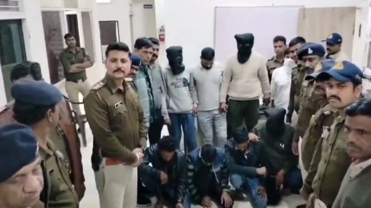 समाजसेवी पर फायरिंग मामले में 8 गिरफ्तार: जमीनी विवाद के चलते जेल में बनाई थी प्लानिंग, 2 अब भी फरार