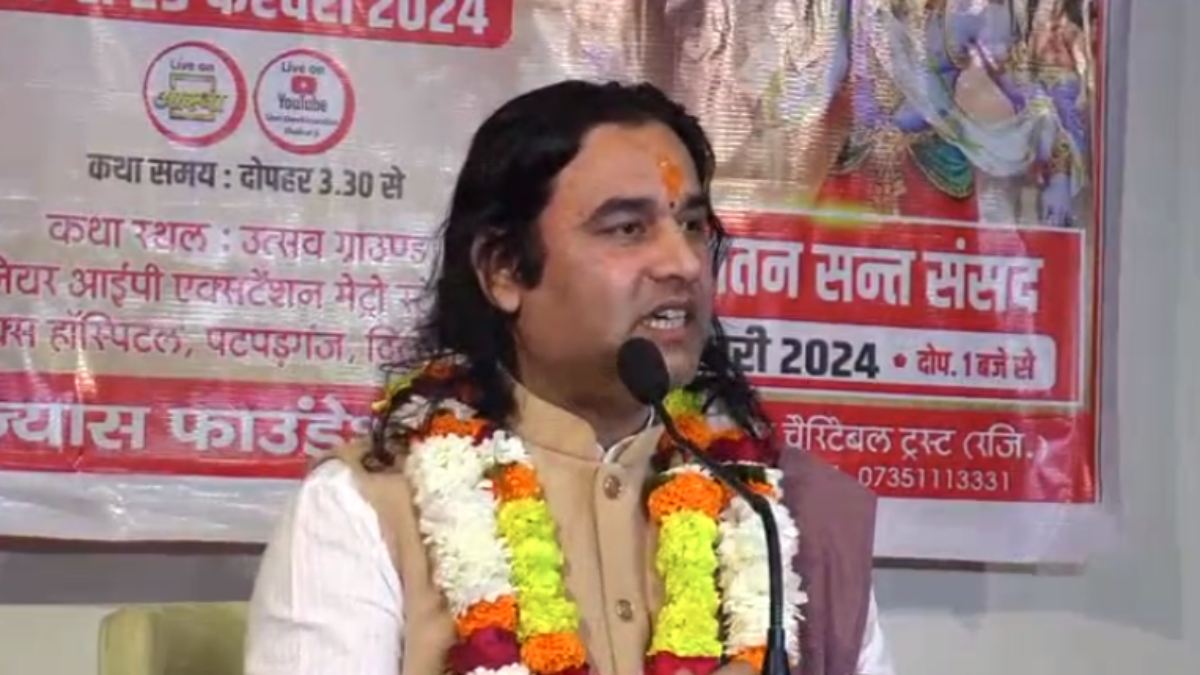 कथाकार देवकीनंदन ठाकुर का ‘श्रीकृष्ण जन्मभूमि मुक्ति अभियान’: दिल्ली में करेंगे सनातन संत संवाद का आयोजन, सियासी दलों को किया आमंत्रित
