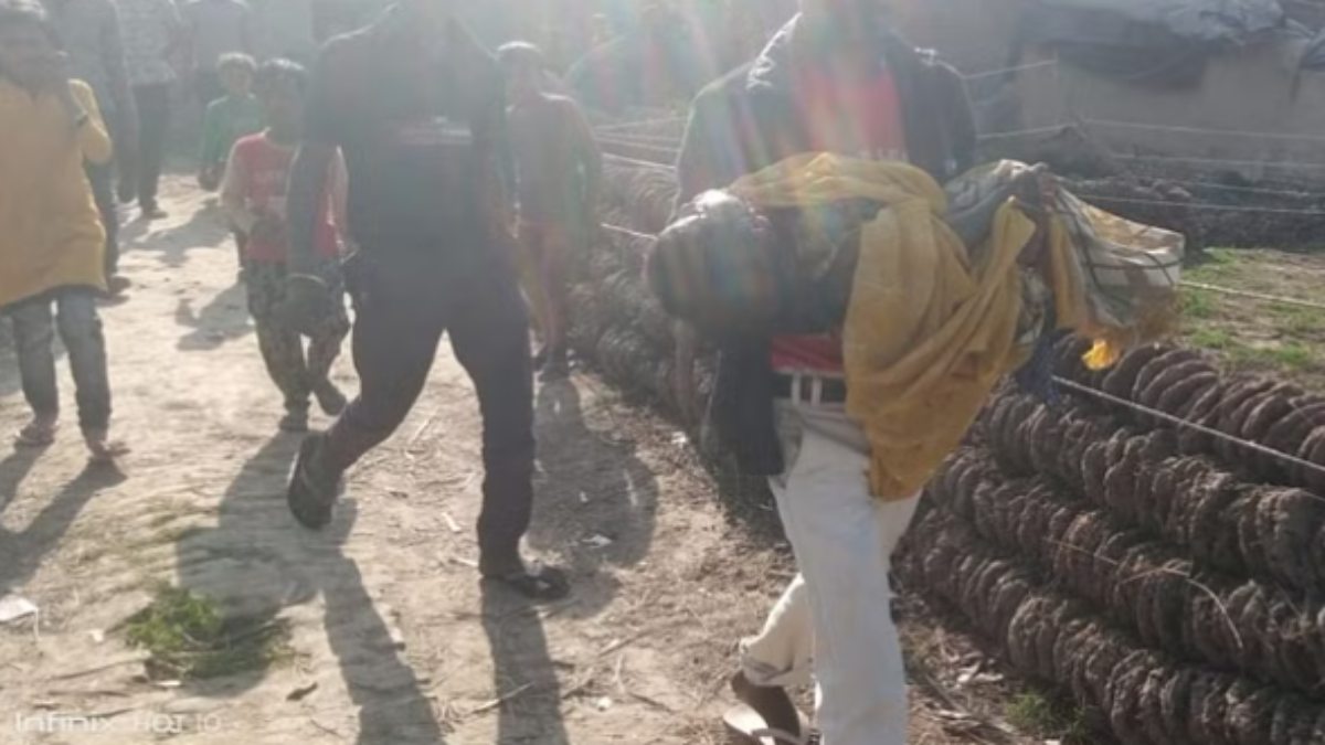 झोपड़ी में लगी भीषण आग, 3 बच्चे जिंदा जले, एक की हालत गंभीर