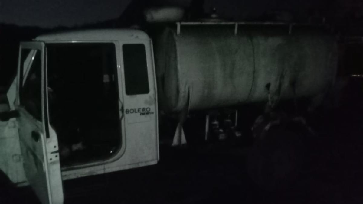 चोरों का गजब जुगाड़… हर रोज लाखों का डीजल पार करते थे शातिर, तरीका जानकर पकड़ लेंगे माथा…