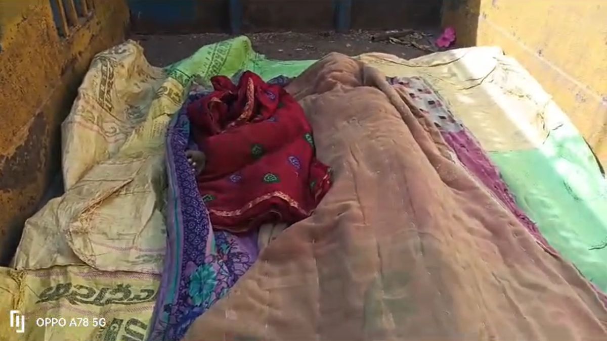 पत्नी की हत्याः पति ने कुल्हाड़ी से वारदात को दिया अंजाम, घटना के बाद आरोपी फरार