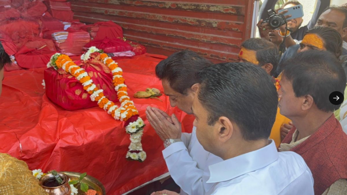 कमलनाथ ने 4 करोड़ 31 लाख राम नाम पत्र अयोध्या किए रवानाः चलाया था राम नाम लिखने का अभियान, BJP प्रवक्ता बोले- राजनीति बचाने कर रहे राम राम