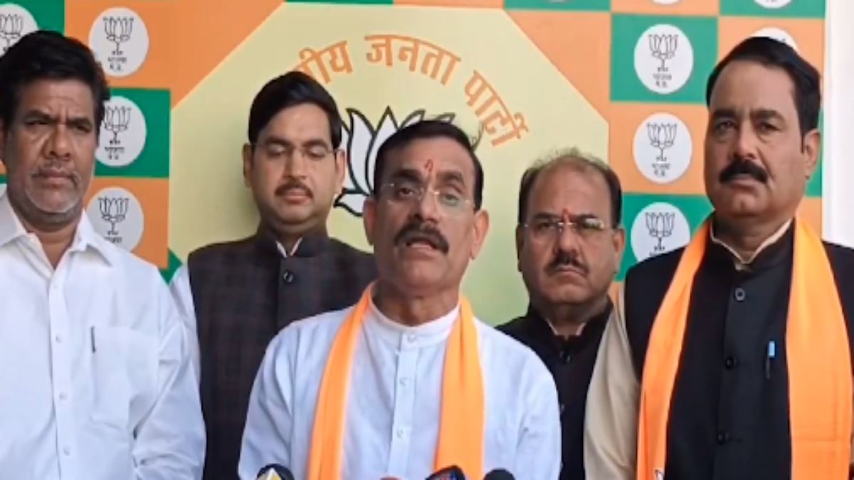दिग्विजय की गिरफ्तारी पर बोले वीडी शर्मा: ‘संवैधानिक संस्था पर सवाल उठाकर जनता को कर रहे गुमराह’, खजुराहो से रिकॉर्ड मतों से जीतने का किया दावा