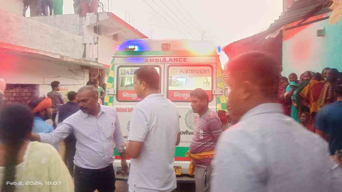CG BREAKING : फांसी के फंदे पर झूलते मिली मां और दो मासूम की लाश
