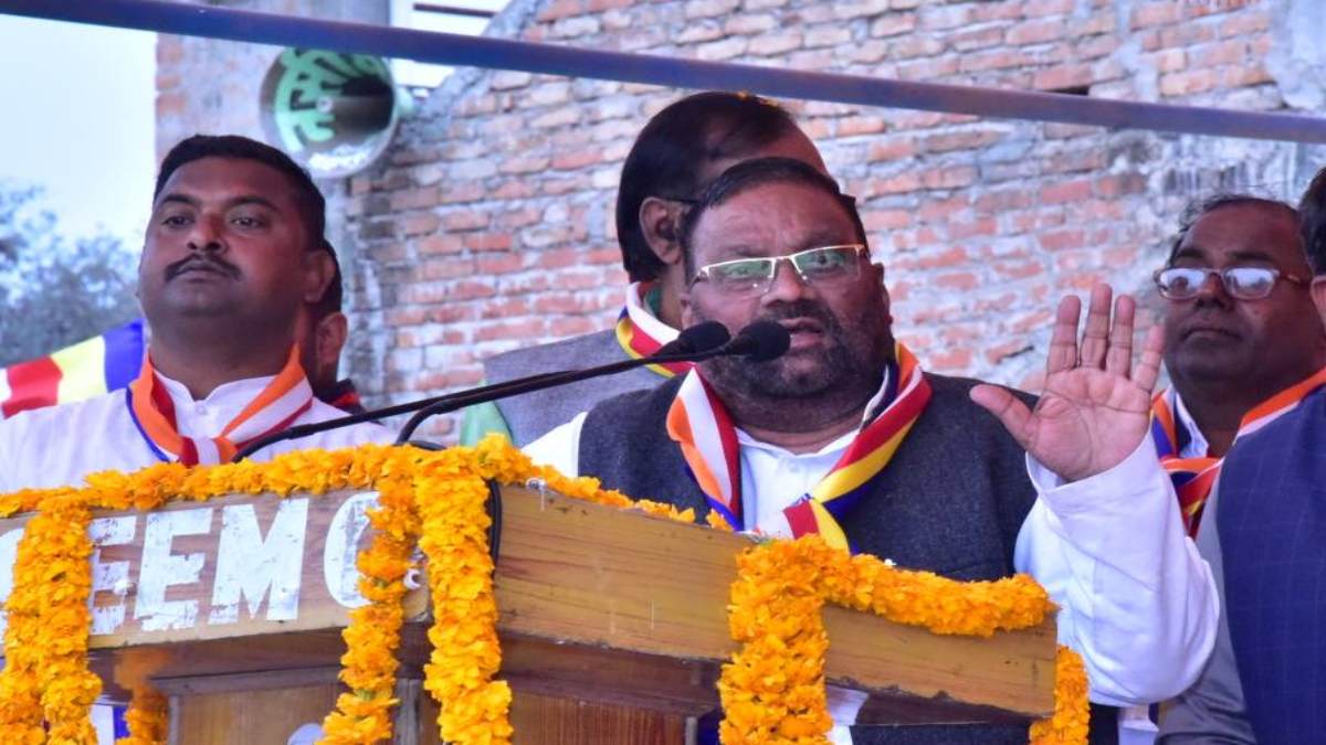 काले झंडे दिखाने पर स्वामी प्रसाद मौर्य बोले- जिसका दिल, मन, विचार काला है, वह काला झंडा लेकर तो आएगा ही…
