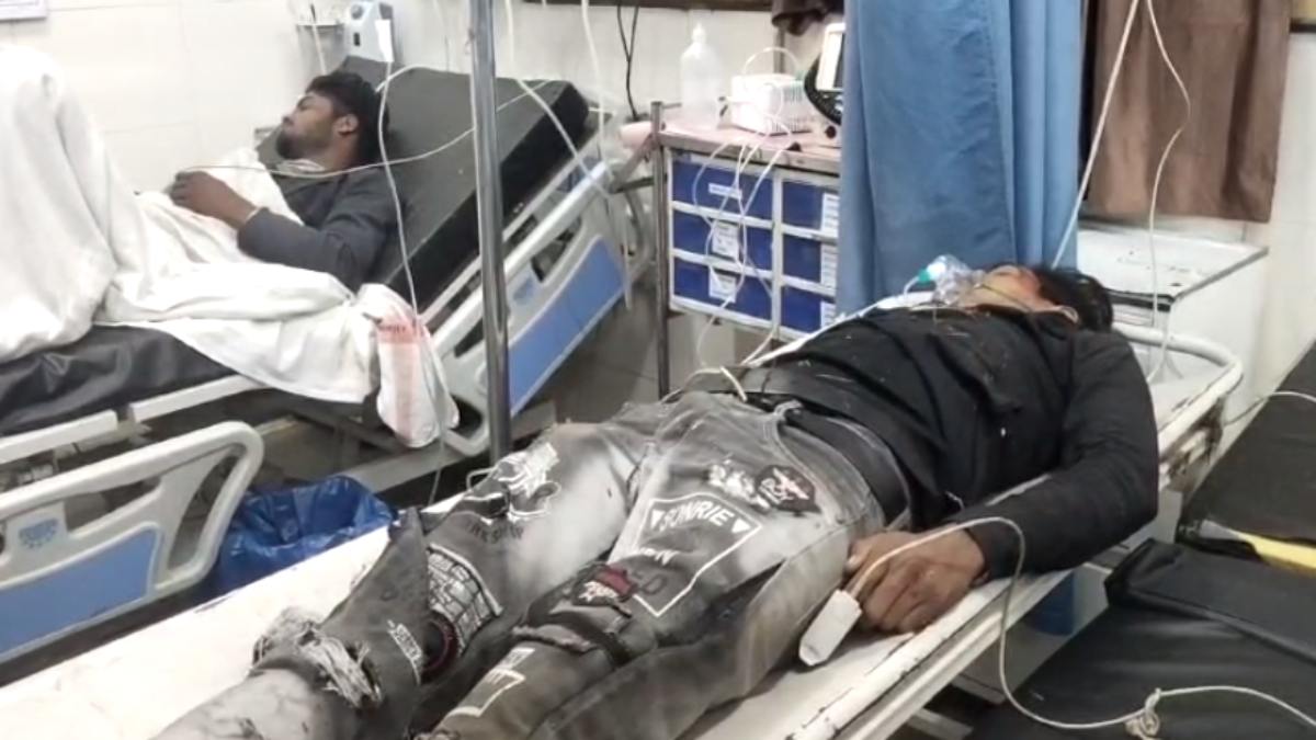 MP Road Accident: लोडिंग वाहन ने दो बाइक को मारी टक्कर, एक की मौत, 5 की हालत नाजुक