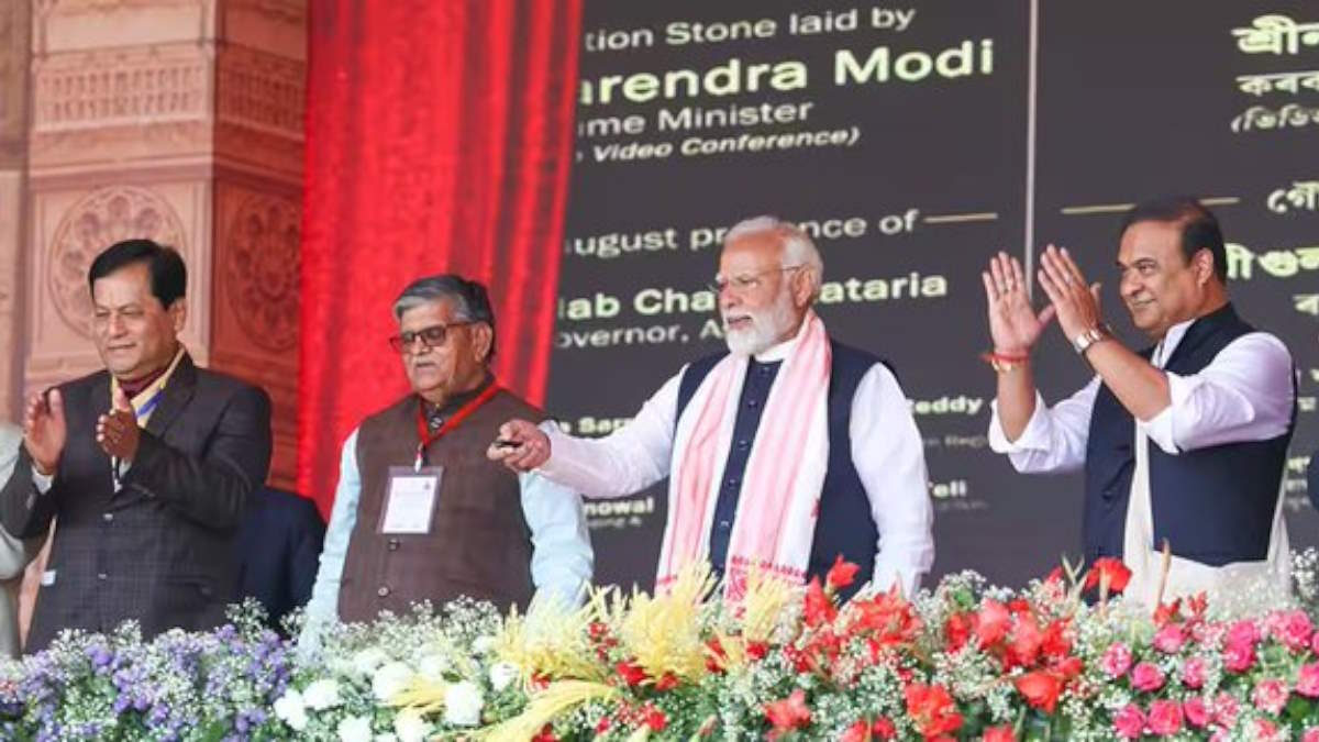 पीएम मोदी ने कामाख्या मंदिर कॉरिडोर की आधारशिला रखने के साथ असम को दी 11600 करोड़ की सौगात…