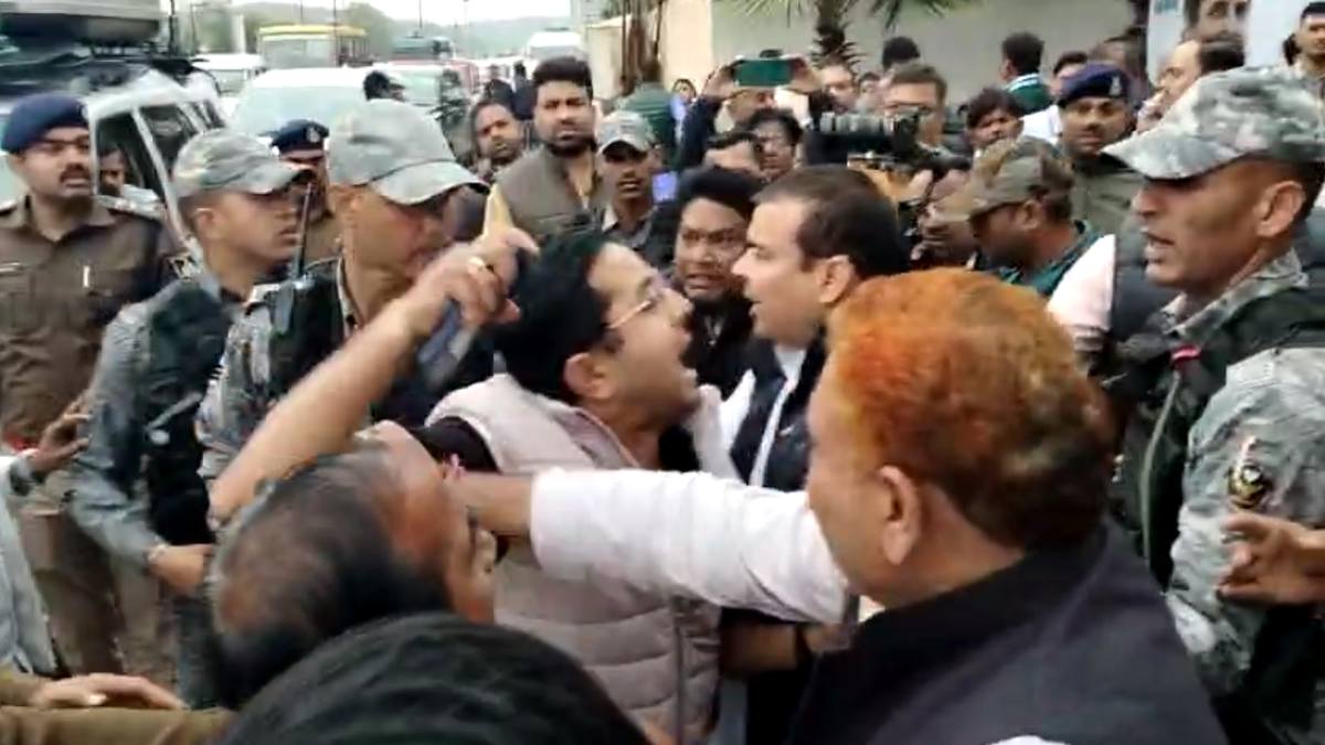 राहुल गांधी के काफिले में धक्का मुक्की: अग्निवीरों और पूर्व सैनिकों से संवाद के बाद मोहना के लिए निकले, आदिवासियों से की चर्चा