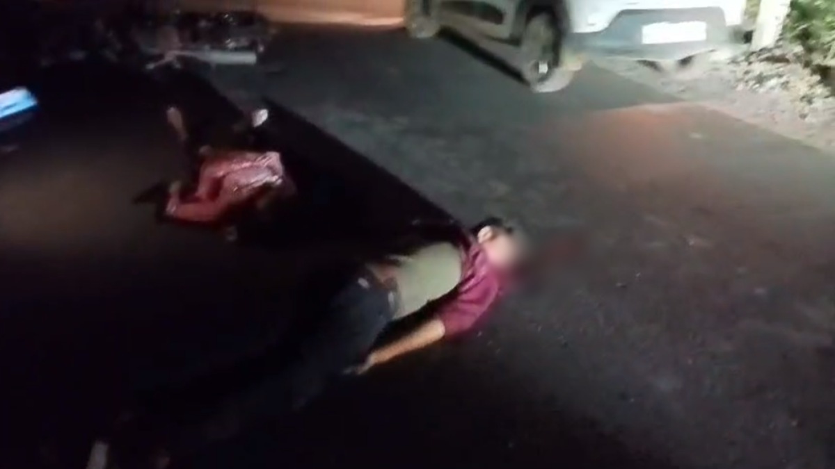 दर्दनाक हादसे में मां-बेटे की मौत: डंपर ने बाइक को मारी टक्कर, बहन की हालत गंभीर