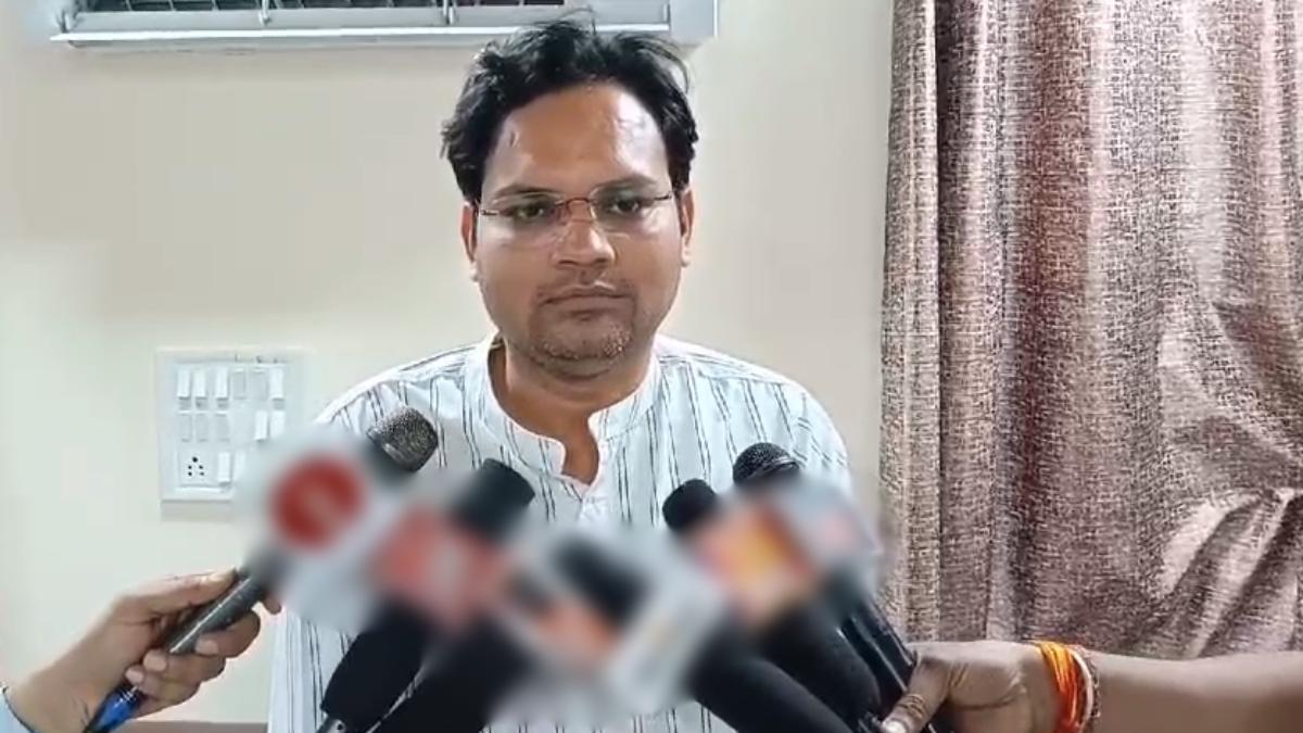पूर्व CMO को जान से मारने की धमकी: पत्र भेजकर कहा- पूर्व पार्षद के खिलाफ की गई रिपोर्ट वापस ले लो, वरना…