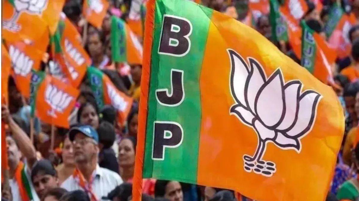 बीजेपी का बूथ विजय अभियान शुरू: VD शर्मा बोले- हर बूथ पर 370 से अधिक वोट का लक्ष्य, कांग्रेस ने बोला हमला
