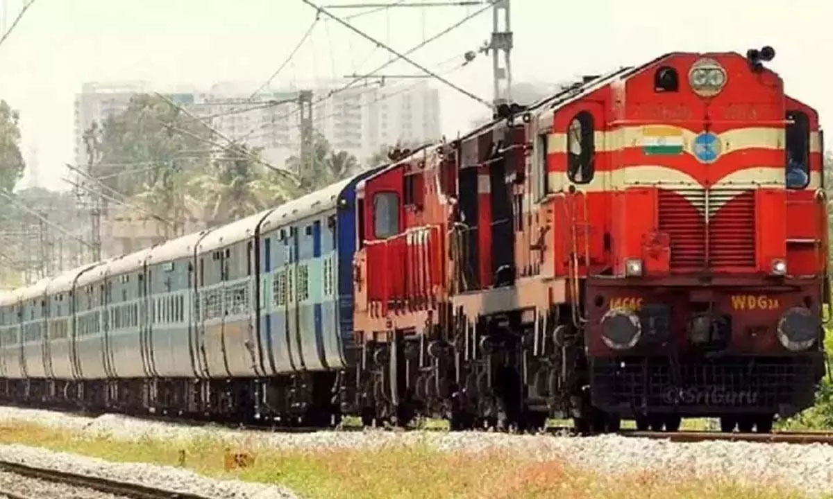होली पर नई दिल्ली से रेलवे चलाएगा छह स्पेशल ट्रेनें