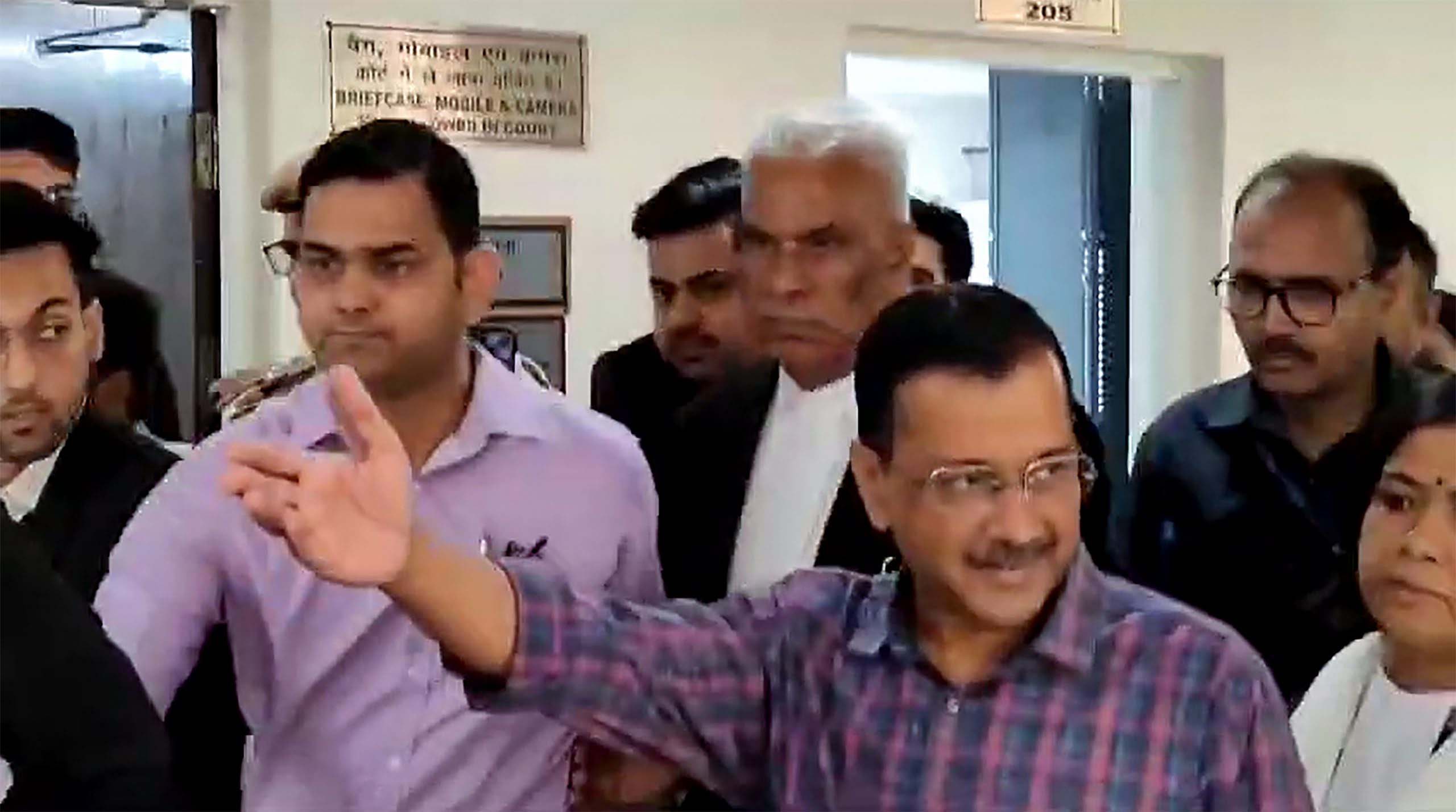 कोर्ट के सामने ईडी ने मुख्यमंत्री केजरीवाल को बताया शराब घोटाले का सरगना , ED ने मांगी 10 दिन की रिमांड