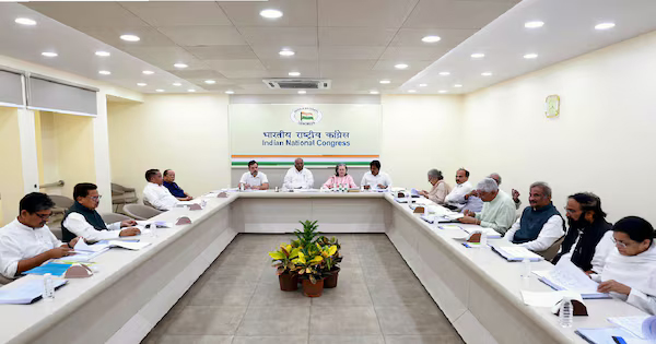 Lok Sabha Election 2024: केंद्रीय चुनाव समिति की बैठक में निर्णय कांग्रेस की 70 सीटों पर मुहर