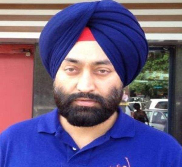 कांग्रेस के इस दिग्गज नेता की हार्ट अटैक से हुई मौत
