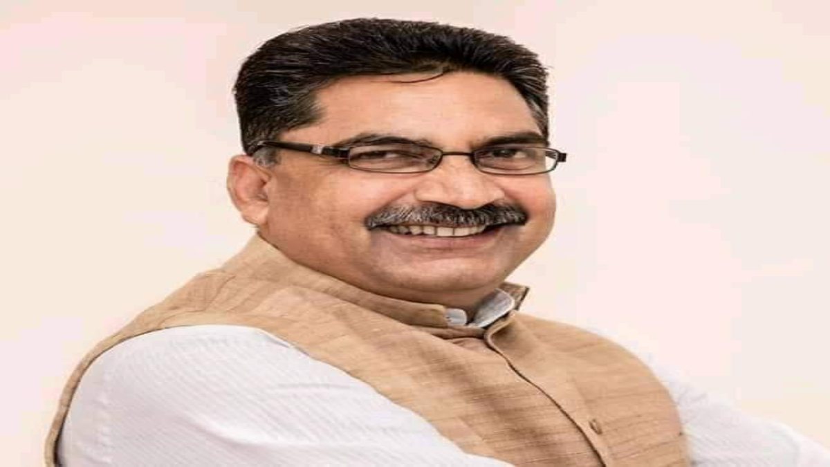 Lok Sabha Election: जबलपुर सीट पर BJP ने आशीष दुबे को दिया टिकट, संघ और संगठन से रहे हैं अच्छे संबंध, कई अहम पदों की संभाल चुके हैं जिम्मेदारी