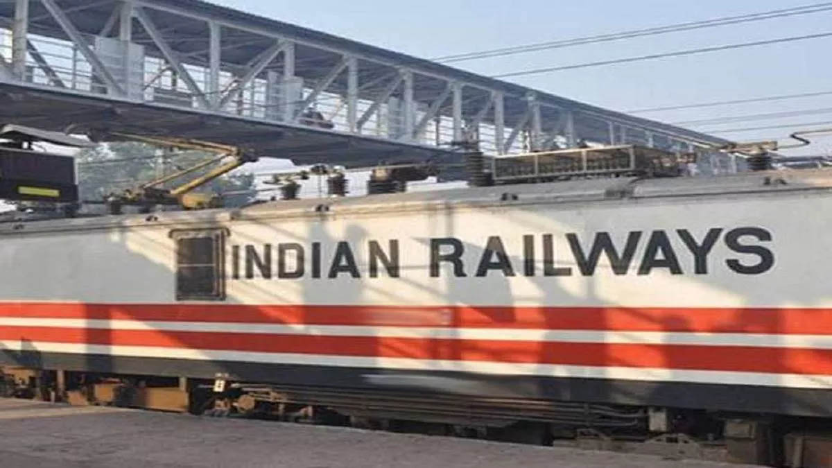 Holi पर यात्रियों को कंफर्म टिकट मिले, इसलिए रेलवे ने दी साढे़ चार लाख से अधिक अतिरिक्त सीटें