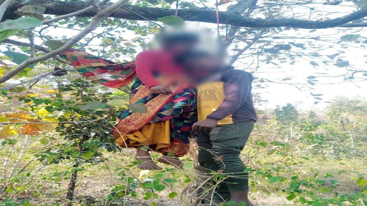 प्रेमी युगल ने फांसी लगाकर की आत्महत्या: शादी के खिलाफ थे परिजन, जांच में जुटी पुलिस