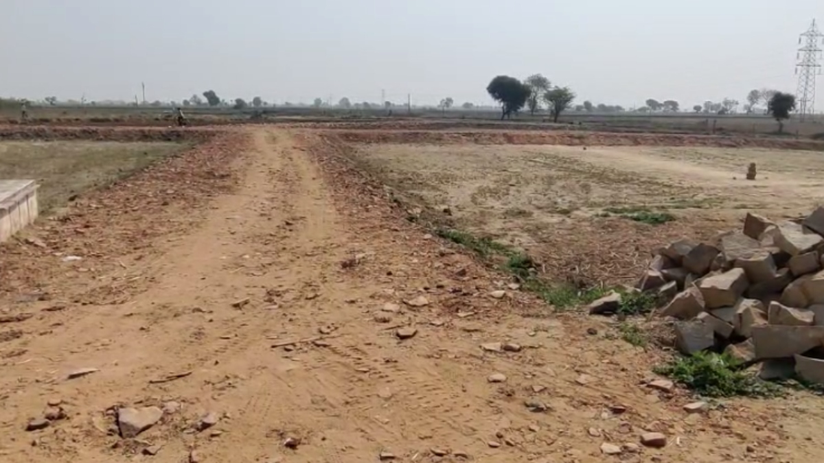 भू माफिया के हौसले बुलंद, प्रशासन मौन, खुलेआम उड़ाई जा रही नियमों की धज्जियां