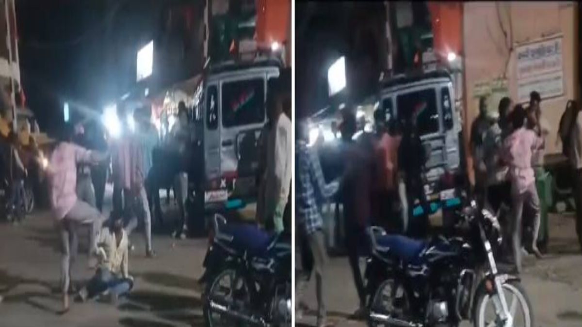 Video: टिकट काउंटर के सामने मारपीट, दो पक्षों के बीच जमकर चले लात-घूंसे, 2 युवक घायल