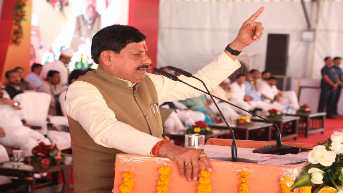 CM डॉ. मोहन यादव ने जन भावनाओं को दिया सम्मान:  सागर में जैन संत आचार्य विद्यासागर के नाम पर आयुर्वेदिक कॉलेज खोलने की घोषणा, रानी अवंतीबाई विश्वविद्यालय का किया शुभारंभ