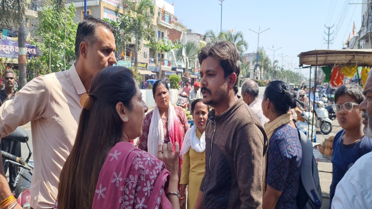 युवक ने सीएम और कलेक्टर को दी खुली धमकी: भिक्षुक मुक्त अभियान चलाने वाली NGO टीम के साथ की बदतमीजी, कहा- मोदी को भी बुला लो