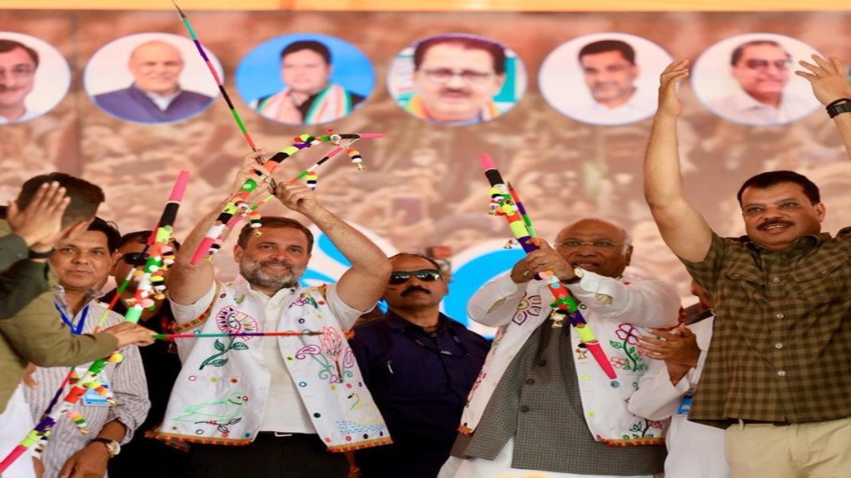 MP में ‘न्याय यात्रा’ का आज आखिरी दिन: धार में जमकर बरसे राहुल, बोले- कुछ उद्योगपति देश का हर व्यापार करते हैं, खड़गे ने कहा- बीजेपी विकास नहीं चाहती   
