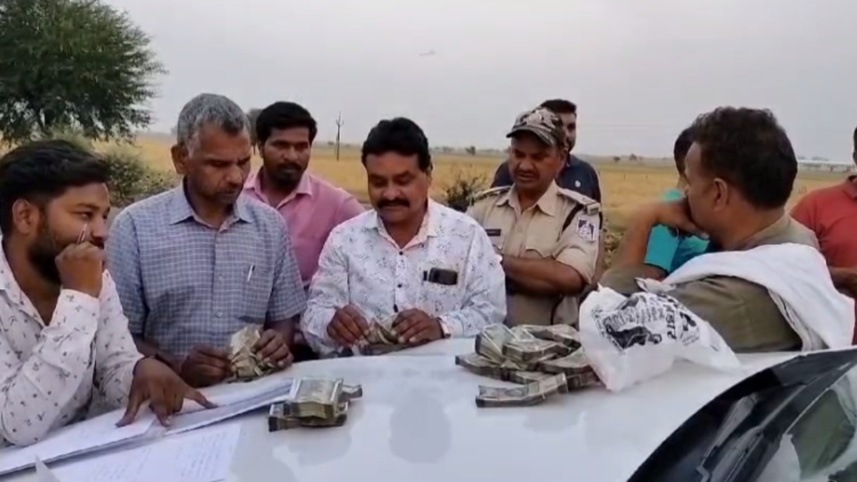 SST चेक पोस्ट पर 9 लाख रुपए जब्त: चेकिंग के दौरान पुलिस ने कार से किए बरामद, जांच जारी    