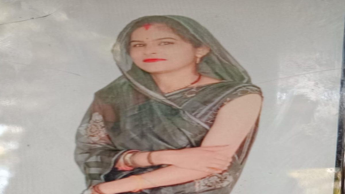 दिल दहला देने वाली घटना: तीन बेटियों के साथ फांसी पर झूली मां, तीन की मौत, एक बेटी की हालत गंभीर 