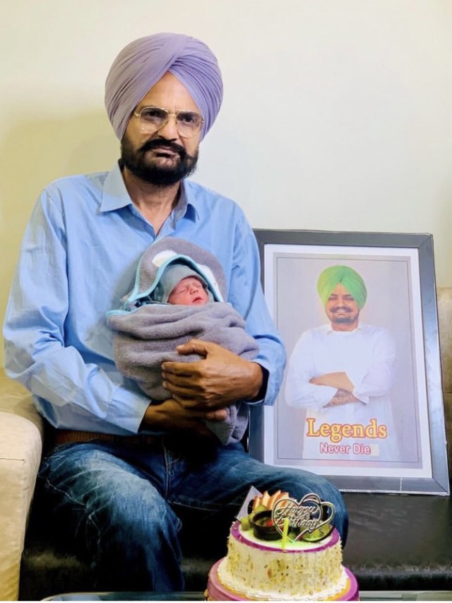 सिद्धू मूसेवाला के माता-पिता के घर बेटे का जन्म, केंद्र के नोटिस के बाद पंजाब सरकार की बड़ी कार्रवाई