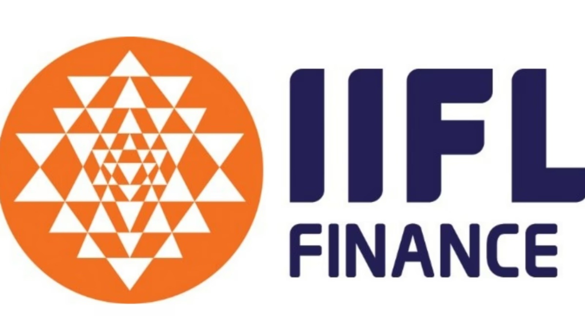RBI Action IIFL Finance: भारतीय रिजर्व बैंक ने फाइनेंस कंपनी को दिया जोरदार झटका, नए गोल्ड लोन देने पर लगाई रोक ?