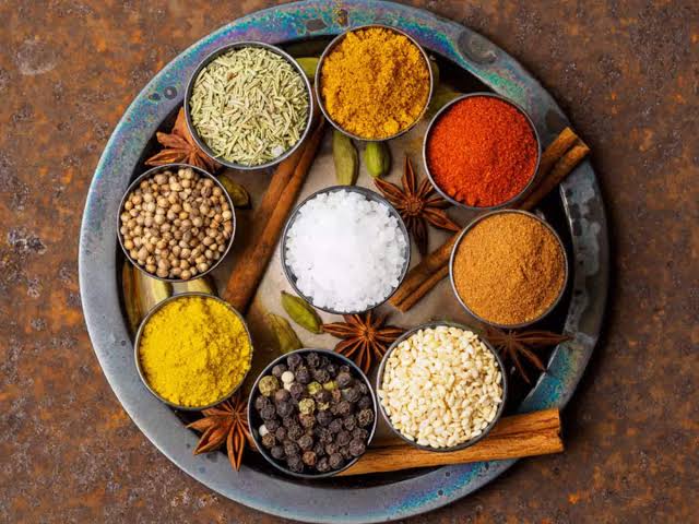 Cooking Tips: स्वादिष्ट सब्जी बनाने के लिए कब और कैसे डालना चाहिए मसाला ?