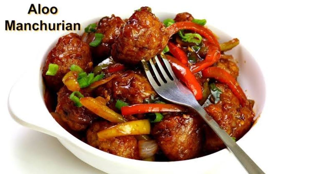 Aloo Manchurian Recipe : खाने में बेहद टेस्टी और चटपटा लगता है आलू मंचूरियन, ये रही सरल रेसिपी…
