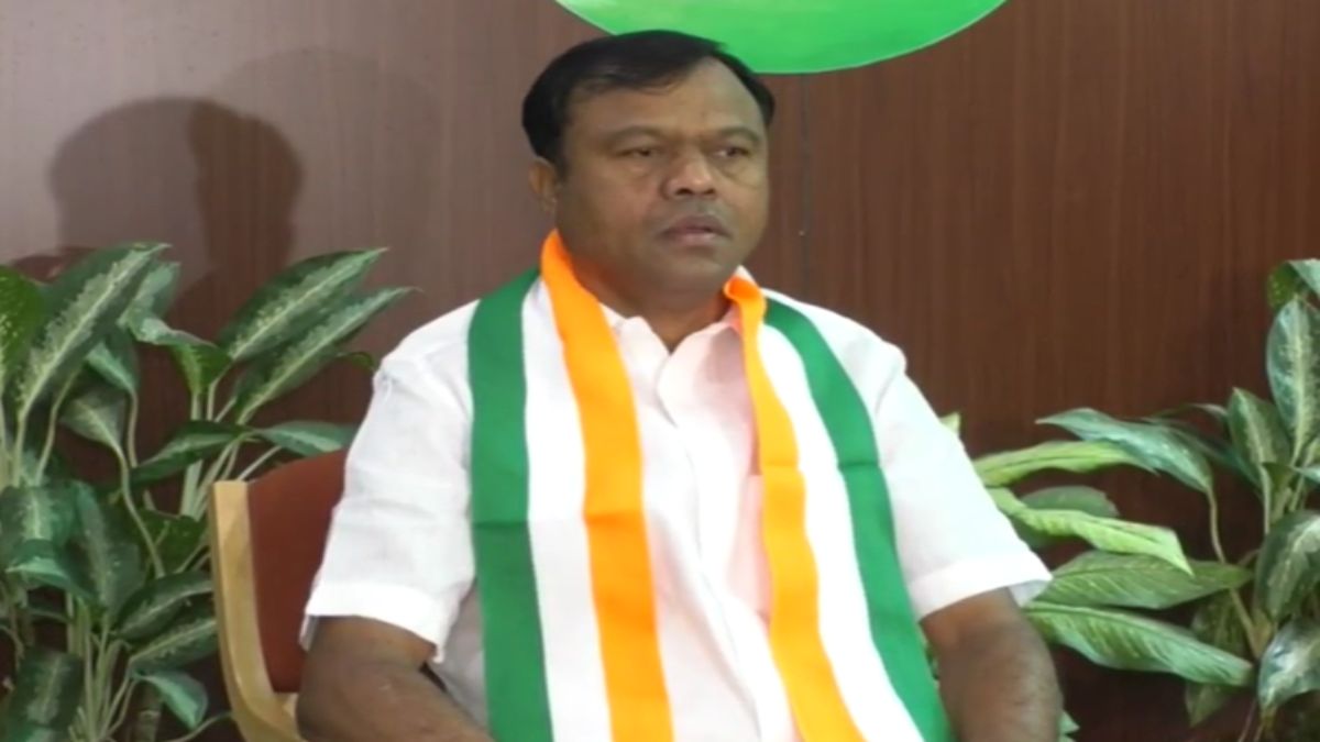 Loksabha Election 2024: बस्तर से पूर्व मंत्री कवासी लखमा की दावेदारी पर दीपक बैज का बयान, कहा- ‘जिसे भी टिकट मिले, हम मिलकर चुनाव लड़ेंगे’