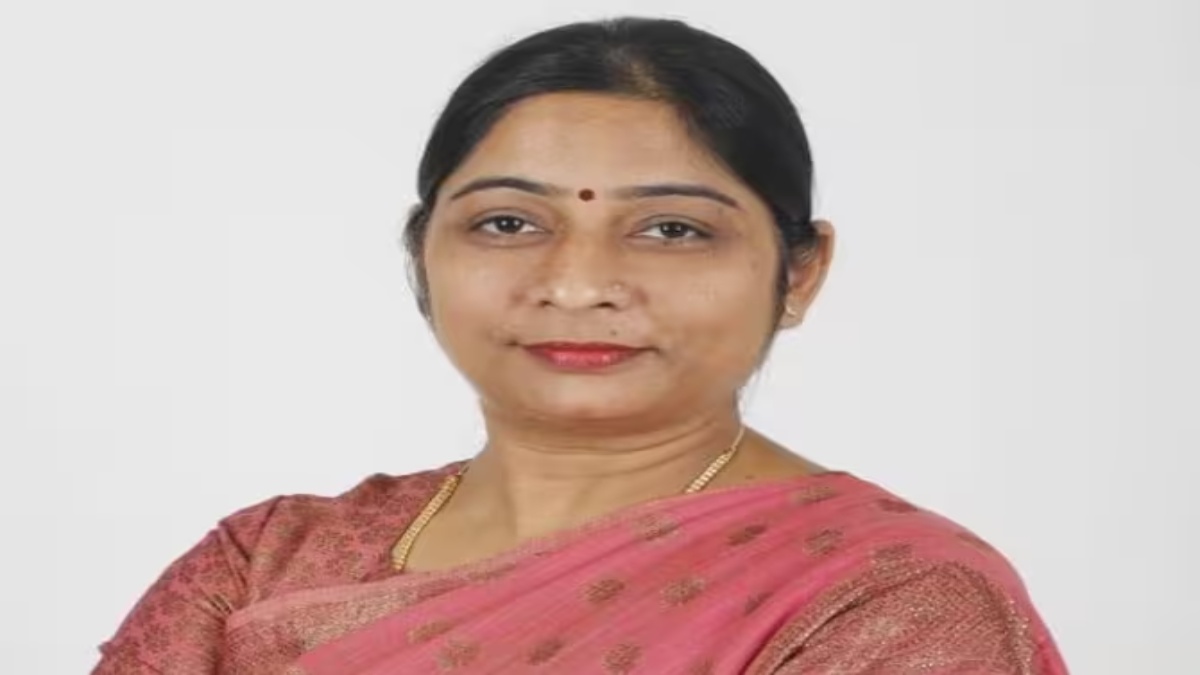 Lok Sabha Elections 2024 : स्वामी प्रसाद मौर्य की बेटी संघमित्रा का टिकट काटेगी BJP! जानिए वजह…