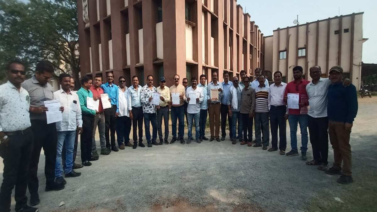 तेलुगु समाज ने डीआरएम पर लगाया दुर्व्यवहार का आरोप, रेल मंत्रालय से करेंगे शिकायत