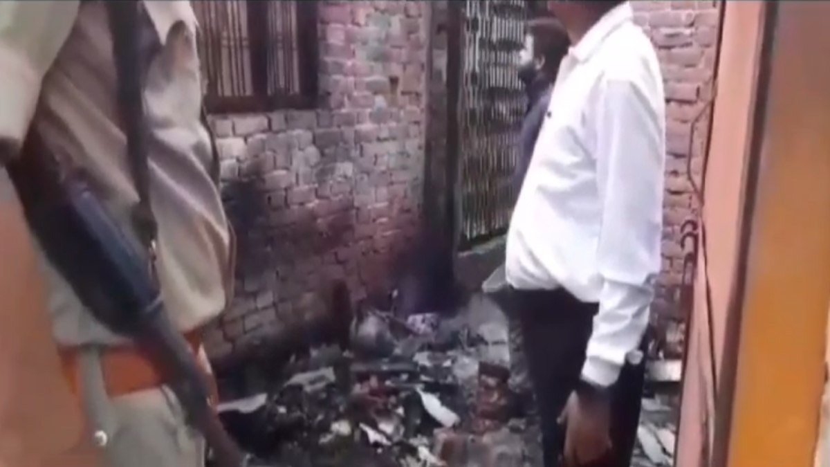 Big News : चाय बनाते समय फटा गैस सिलेंडर, महिला और तीन बच्चों की मौत, मौके पर पहुचें आला अधिकारी