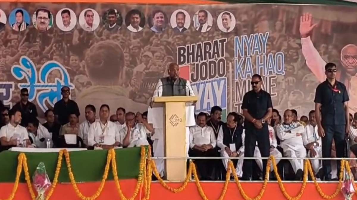 खड़गे का BJP पर निशाना: पूछा- शिवराज को क्यों और किसने निकाला ? पीएम मोदी को बताया झूठों का सरदार, परिवारवाद पर कह दी ये बड़ी बात