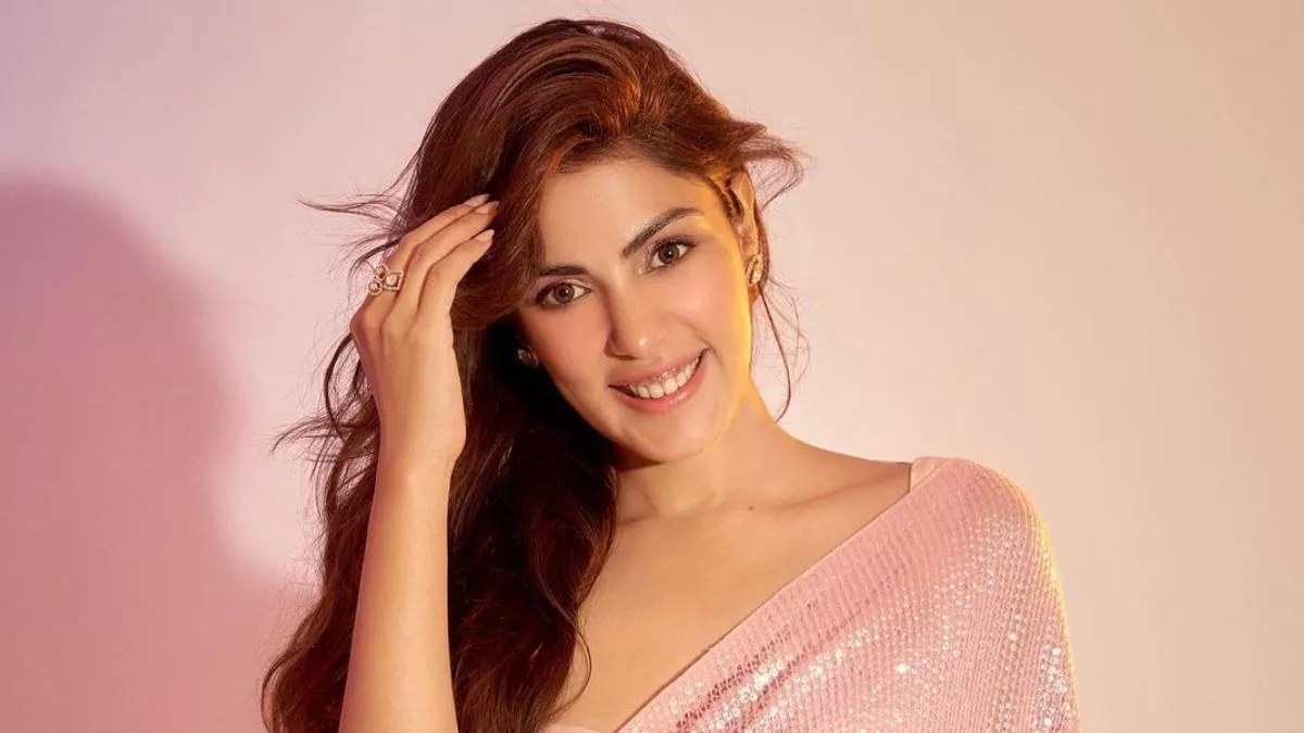 Rhea Chakraborty को मिली विदेश यात्रा की अनुमति, इस महीने के अंत में जाएंगी श्रीलंका …