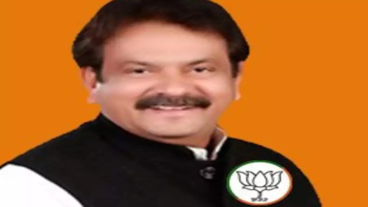 Lok Sabha Elections: आगरा सीट पर 10 साल से BJP का कब्जा, इस बार भी भाजपा ने सत्यपाल सिंह बघेल को बनाया प्रत्याशी, क्या फिर लगा पाएंगे बीजेपी की नैया पार?