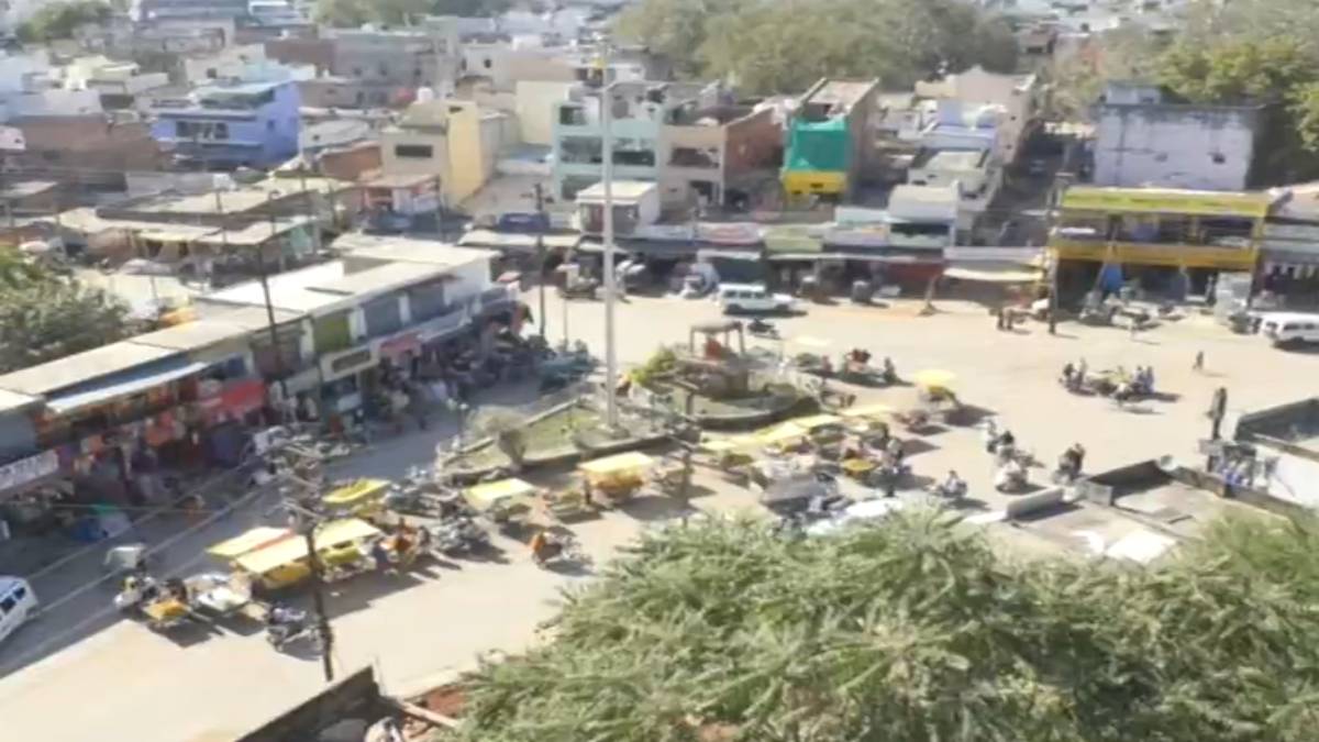 CG NEWS : मल्टी लेवल पार्किंग निर्माण में लेटलतीफी, निगम प्रशासन ने ठेका कंपनी पर लगाया 60 लाख का जुर्माना