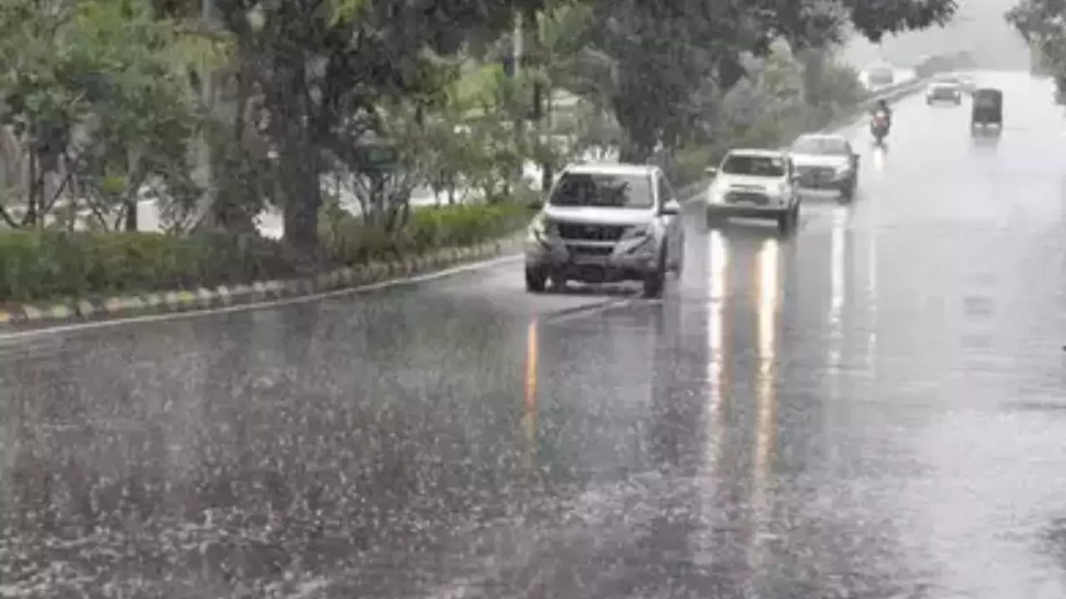 Weather Update : तटीय ओडिशा में आज हुई भारी बारिश, कई जिलों के लिए ऑरेंज अलर्ट जारी