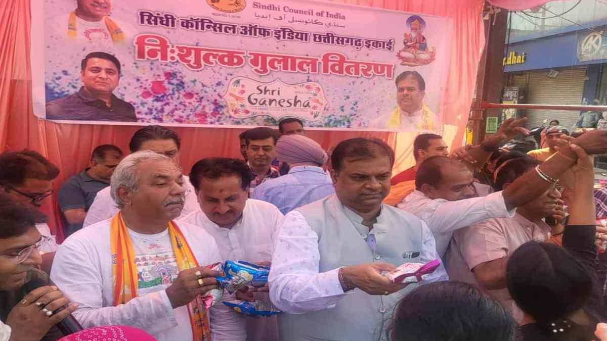 श्री गणेशा गुलाल और सिंधी पंचायत ने गरीबों को निशुल्क वितरित किया गुलाल