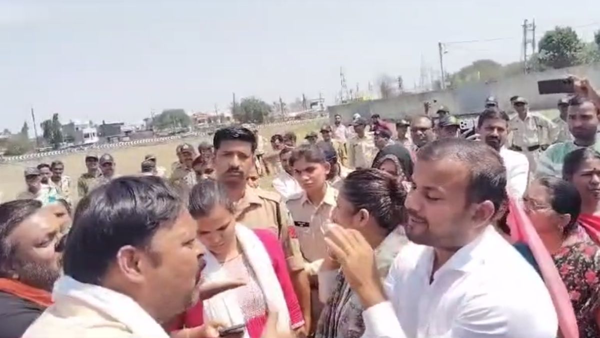 एक ही परिवार के दो गुटों में मारपीट: 2 महिलाएं जख्मी, जमीन मापने के दौरान हुआ विवाद