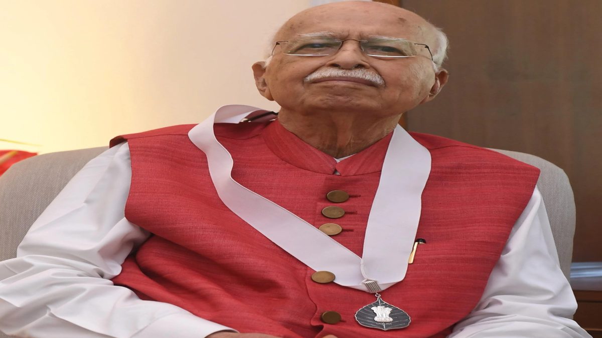 लालकृष्ण आडवाणी को भारत रत्न से सम्मानित होने पर CM विष्णुदेव साय ने दी शुभकामनाएं, पोस्ट कर कही यह बात